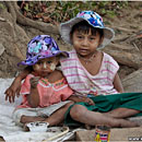 Burmese kids, Mount Kyaikhtiyo, Myanmar