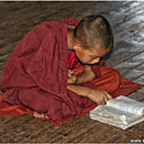Praying Novice, Shwe Yaungshwe Kyaung, Nuyaungshwe, Myanmar