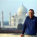 Karsten with Taj Mahal in the background, Agra